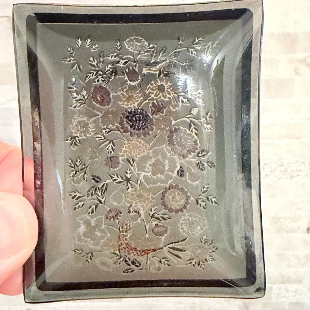 Vintage Glass Trinket Dish Peacock Floral Chinoiserie Gold Trim Catchall‎ 4x3